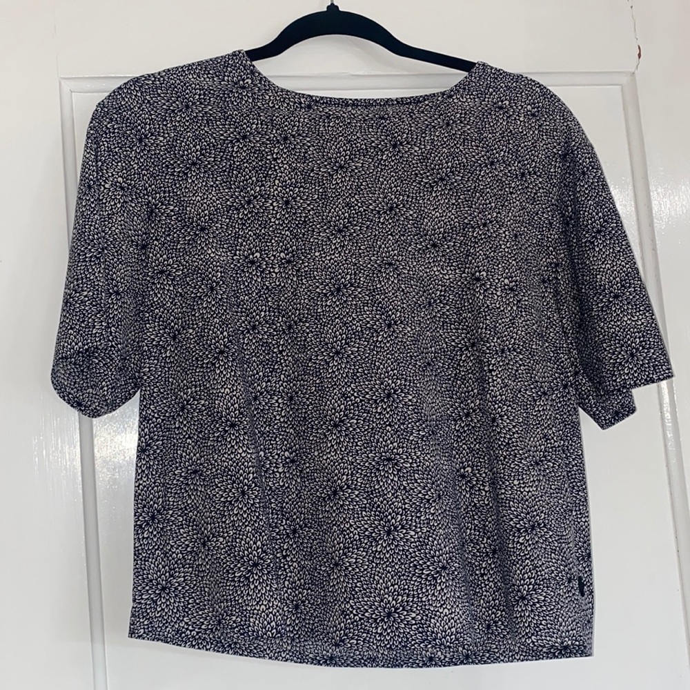 Black Floral Lululemon T-shirt